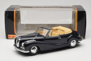 BMW 502 Kabriolett Must Maisto 1:18 31817 Metall - pilt 8/8