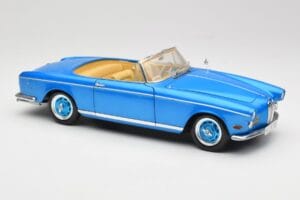BMW 503 Cabriolet Riviera Blue Revell 1:18 08843 Metall - pilt 7/9