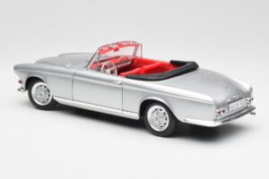 BMW 503 Hõbe Revell 1:18 18787 Metall - pilt 7/8