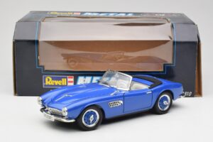 BMW 507 Touring Sport Kabriolett Sinine Revell 1:18 8810-M1 Metall - pilt 8/8
