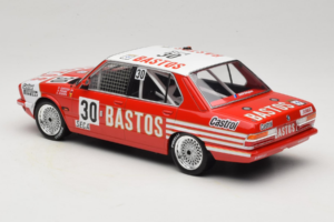 BMW 528i E28 #30 D. Quester / A. Hahne / E. Joosen 24 Hours of Spa Winner 1982 IXO 1:18 18RMC182A Metall - pilt 5/6