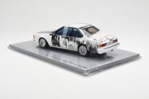 BMW 635 CSi E24 Art Car Robert Rauschenberg AUTOart 1:18 80430150924 Metall - pilt 5/8