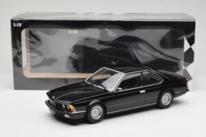 BMW 635 CSi E24 Black Metallic Minichamps 1:18 155028104 Metall - pilt 6/6