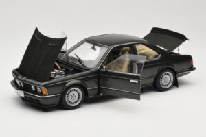 BMW 635 CSi E24 Malachit Green Metallic AUTOart 1:18 70522 Metall - pilt 2/8