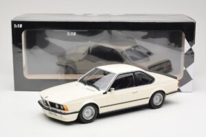 BMW 635 CSi E24 Valge Minichamps 1:18 155028102 Metall - pilt 6/6