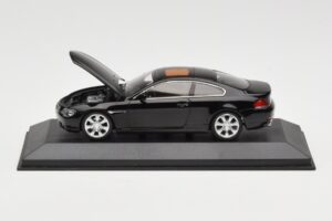 BMW 645i E63 Must Minichamps 1:43 80420393306 Metall - pilt 2/5