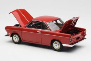 BMW 700 Sport Coupe Spanish Punane AUTOart 1:18 70652 Metall - pilt 5/8