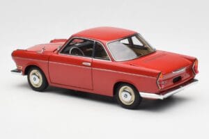 BMW 700 Sport Coupe Spanish Punane AUTOart 1:18 70652 Metall - pilt 7/8
