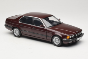 BMW 730i E32 Red Metallic Minichamps 1:18 100023001 Metall - pilt 6/8