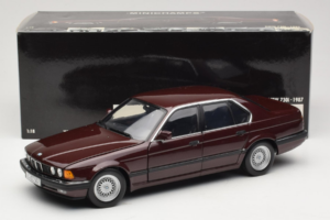BMW 730i E32 Red Metallic Minichamps 1:18 100023001 Metall - pilt 8/8