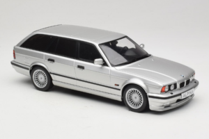 BMW Alpina B10 E34 4.6 Touring Hõbedane MCG 1:18 MCG18332MCW Metall - pilt 4/6