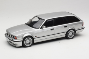 BMW Alpina B10 E34 4.6 Touring Hõbedane MCG 1:18 MCG18332MCW Metall