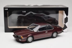 BMW 635 CSi E24 Karmesinrot Metallic Minichamps 1:18 155028105 Metall - pilt 6/6