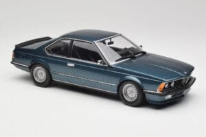 BMW 635 CSi E24 Petrol Blue Metallic Minichamps 1:18 155028108 Metall - pilt 4/6