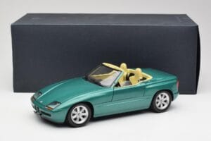 BMW Z1 E30 Fun Roheline Minichamps 1:18 80430148536 Metall - pilt 8/8