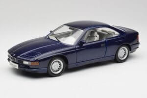 BMW E31 850i Mauritius Sinine Maisto 1:18 438813100299 Metall