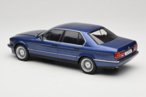 BMW Alpina B11 E32 3.5 Metallic Blue MCG 1:18 MCG18232 Metall - pilt 5/6