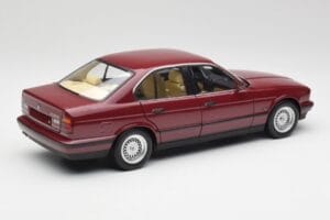 BMW 535i E34 Punane Minichamps 1:18 100024002 Metall - pilt 3/8