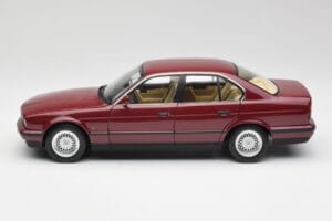 BMW 535i E34 Punane Minichamps 1:18 100024002 Metall - pilt 4/8