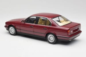BMW 535i E34 Punane Minichamps 1:18 100024002 Metall - pilt 7/8