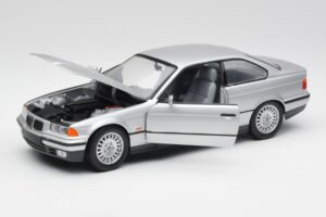 BMW 3 Series E36 Coupe Hõbe UT Models 1:18 180023321 Metall - pilt 2/8