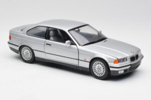 BMW 3 Series E36 Coupe Hõbe UT Models 1:18 180023321 Metall - pilt 6/8