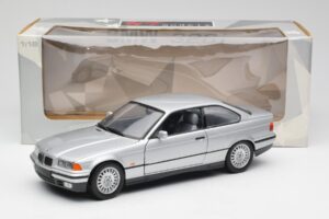 BMW 3 Series E36 Coupe Hõbe UT Models 1:18 180023321 Metall - pilt 8/8
