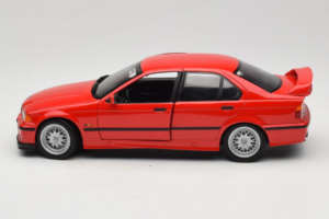 BMW 318is E36 Hellrot UT Models 1:18 180024302-R1 Metall - pilt 4/8