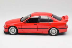BMW 318is E36 Punane UT Models 1:18 180024302 Metall - pilt 4/8