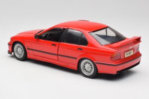 BMW 318is E36 Punane UT Models 1:18 180024302 Metall - pilt 7/8