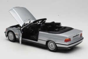 BMW 3 Series E36 Kabriolett Hõbedane UT Models 1:18 BMW008 Metall - pilt 5/8