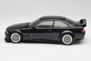BMW E36 M3 GTR Street Cosmos Must UT Models 1:18 20481 Metall - pilt 4/8