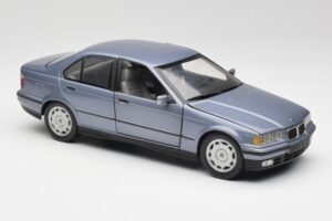 BMW 3-Series E36 Avus Sinine UT Models 1:18 180023300 Metall - pilt 6/8