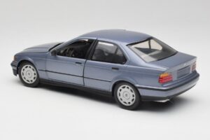 BMW 3-Series E36 Avus Sinine UT Models 1:18 180023300 Metall - pilt 7/8