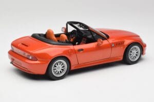 BMW Z3 E36 2.8 Phoenix Oranž UT Models 1:18 20442 Metall - pilt 3/8