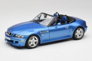 BMW Z3 E36 M Roadster Estoril Blue Bburago 1:18 3349-M1 Metall