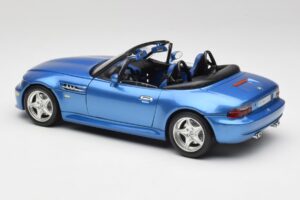 BMW Z3 E36 M Roadster Estoril Blue Bburago 1:18 3349-M1 Metall - pilt 7/8
