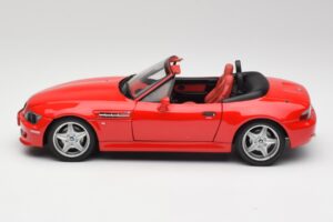 BMW Z3 E36 M Roadster Imola Punane UT Models 1:18 20411 Metall - pilt 4/8