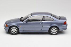 BMW 318Ci E46 Sinine Kyosho 1:18 80439411583 Metall - pilt 4/8