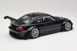 BMW M3 GTR E46 Plain Body Jet Must AUTOart 1:18 80447 Metall - pilt 2/6