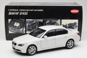 BMW E60 545i Alpine Valge Kyosho 1:18 08591W Metall - pilt 8/8