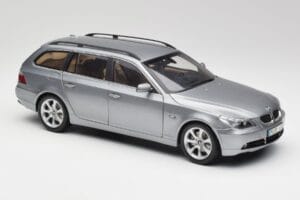 BMW 545i E61 Touring Helehall Kyosho 1:18 80430308414 Metall - pilt 6/8