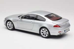 BMW 645Ci E63 Hõbedane Kyosho 1:18 80430153285 Metall - pilt 7/8