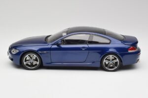 BMW M6 E63 Sinine Kyosho 1:18 80430413351 Metall - pilt 4/8
