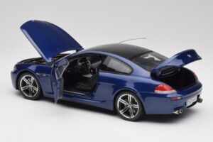 BMW M6 E63 Sinine Kyosho 1:18 80430413351 Metall - pilt 5/8