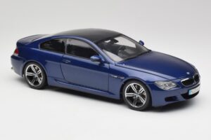 BMW M6 E63 Sinine Kyosho 1:18 80430413351 Metall - pilt 6/8