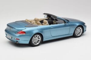 BMW 6 E64 Kabriolett Helesinine Kyosho 1:18 80430153440 Metall - pilt 3/8