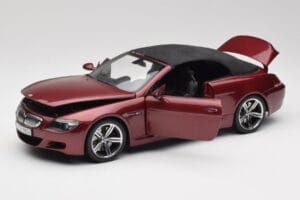 BMW M6 E64 Kabriolett Punane Kyosho 1:18 80430417423 Metall - pilt 2/8