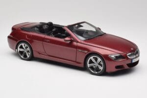 BMW M6 E64 Kabriolett Punane Kyosho 1:18 80430417423 Metall - pilt 6/8