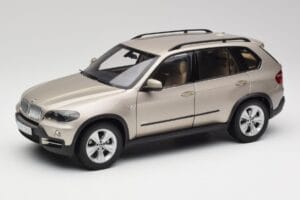 BMW X5 E70 4.8i Platinum Pronks Metallic Kyosho 1:18 80430413413 Metall